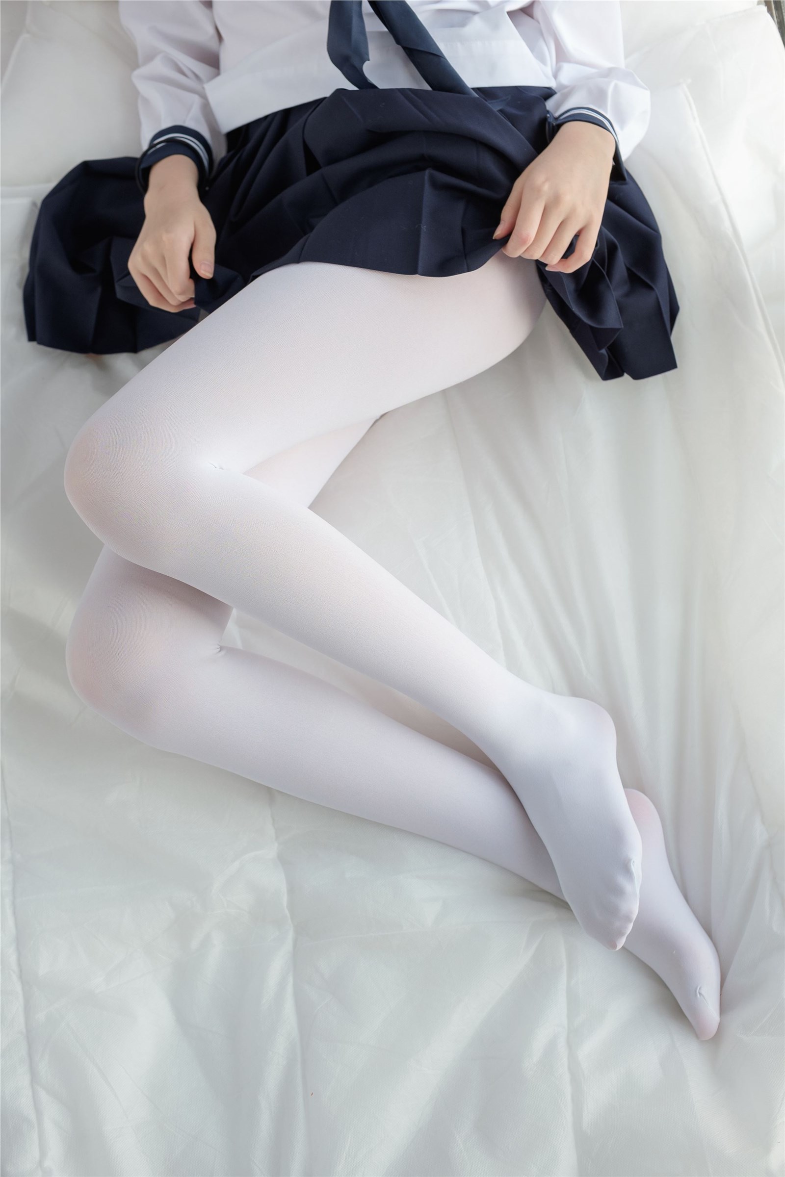 Foot photo of silk stockings girl(22)